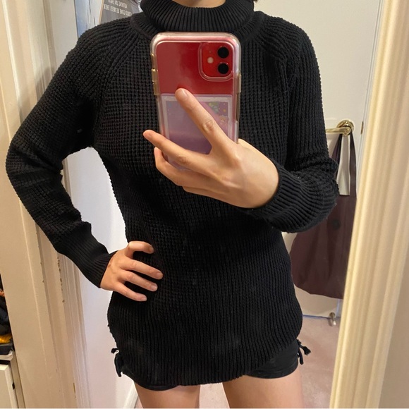 Seven Sisters Waffle Turtleneck Sweater - Picture 2 of 4